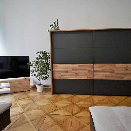 Truhlarska 4 Apartment Prague Luaran gambar