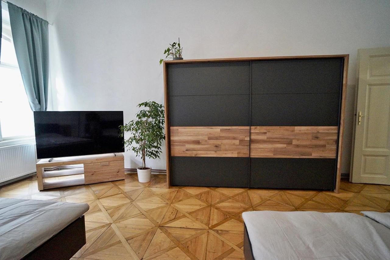 Truhlarska 4 Apartment Prague Luaran gambar